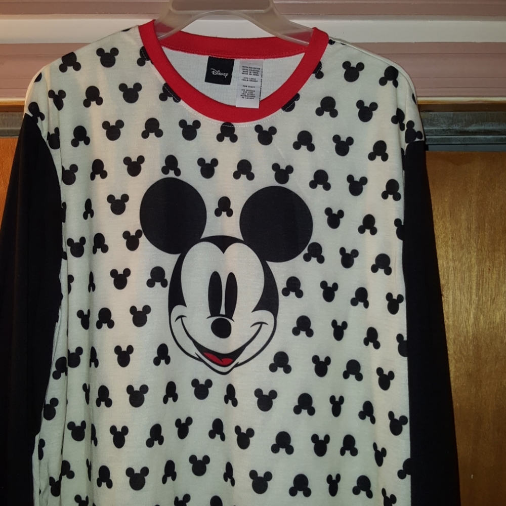 Mickey Mouse long sleeve shirt